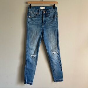 Madewell 9" Mid-Rise Light Wash Skinny Jeans in York Wash Rip and Repair Edition